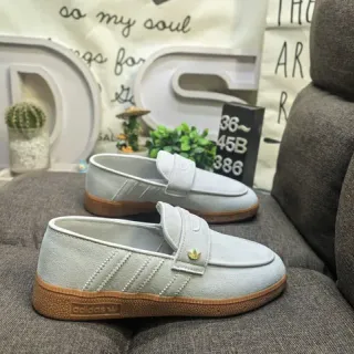 Adidas 灰棕麂皮鞋面软垫带乐福鞋