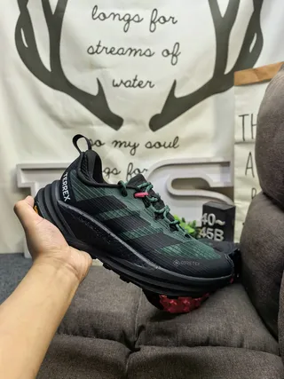 Adidas Vert Noir Silhouette GORE-TEX Imperméable Supérieur Chaussures de course 5