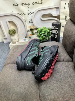 Adidas Vert Noir Silhouette GORE-TEX Imperméable Supérieur Chaussures de course 6