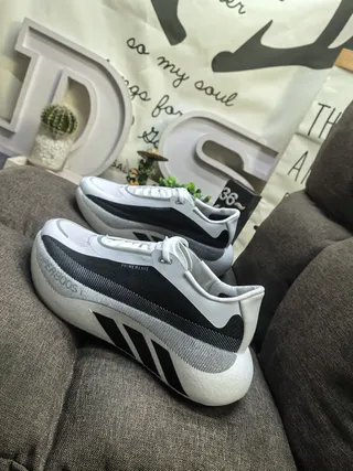 Adidas Hyperboost Black and Gray Chunky Sneakers 7