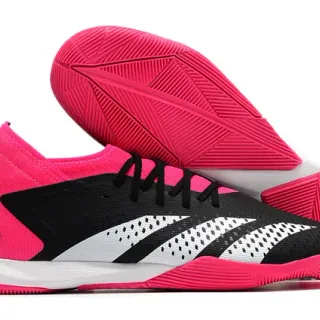 Adidas 粉黑低帮袜套式领镂空合成鞋面室内足球鞋