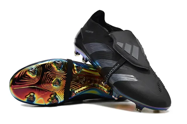 Adidas Predator Laceless Chaussures de football Noir Argent Iridescent Terre Firme 4