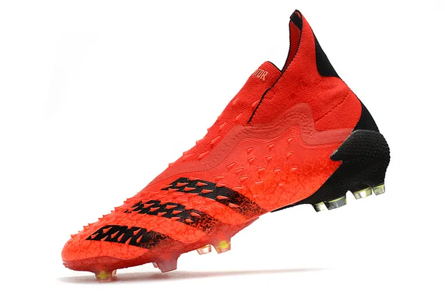 Adidas Sapatos de futebol com upper sintético texturizado, collar de ajuste de meia, corte alto e solo firme 4