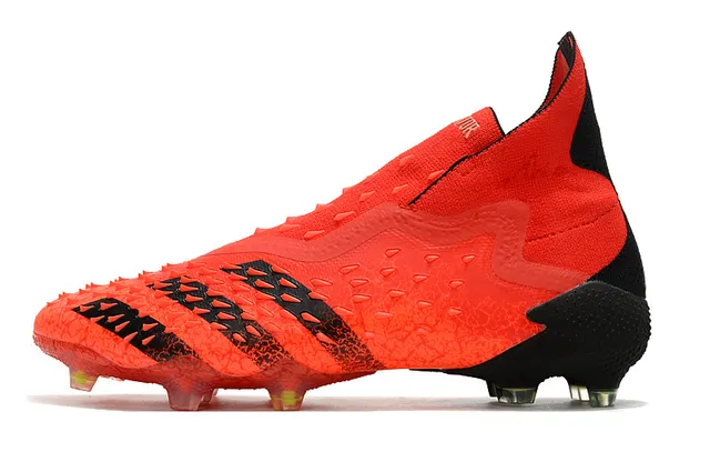 Adidas Sapatos de futebol com upper sintético texturizado, collar de ajuste de meia, corte alto e solo firme 5
