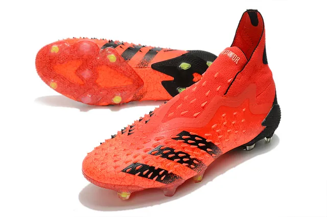 Adidas Sapatos de futebol com upper sintético texturizado, collar de ajuste de meia, corte alto e solo firme 6