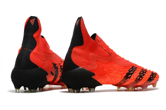 Adidas Sapatos de futebol com upper sintético texturizado, collar de ajuste de meia, corte alto e solo firme 7