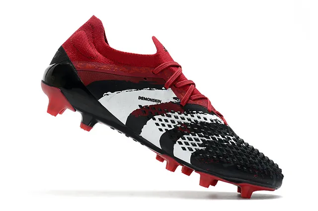 Adidas Rouge Noir Chaussures de Football à Empeine Basse, Ajustement Chaussette, Lacets Asymétriques et Semelle Firm-Ground 14