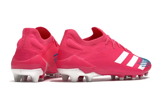 Adidas Rouge Noir Chaussures de Football à Empeine Basse, Ajustement Chaussette, Lacets Asymétriques et Semelle Firm-Ground 24
