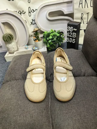 Adidas Samba Classic Beige Lifestyle Sneakers 10
