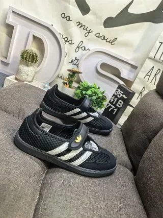 Adidas Samba Classic Black and Cream Lifestyle Sneakers 9