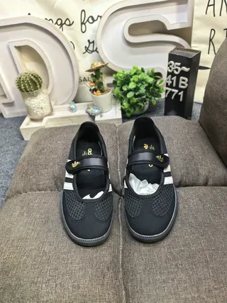 Adidas Samba Classic Black and Cream Lifestyle Sneakers 10