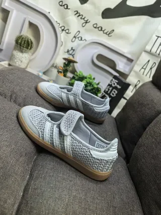 Adidas Samba Gray Beige Laceless Mary Jane Strap Woven Knit Upper Lifestyle Sneakers 7