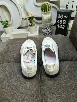 Adidas Samba Off-White and Pink Lifestyle Sneakers 9