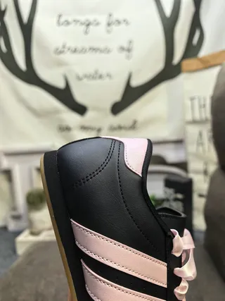 Adidas Samba OG Black and Pink Lifestyle Sneakers 3