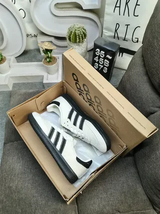 Adidas Samba OG White and Black Lifestyle Sneakers 3