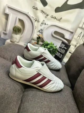 Adidas Samba OG White and Burgundy Lifestyle Sneakers 9
