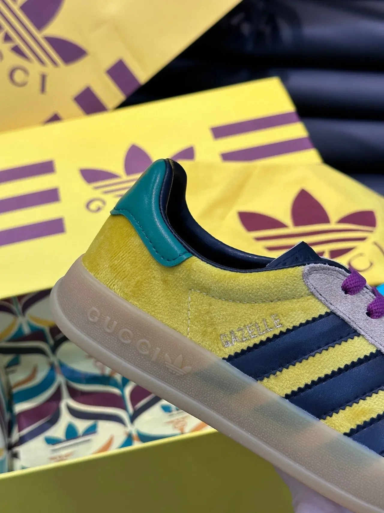 Adidas Samba OG Yellow Beige Magenta Lifestyle Sneakers 4