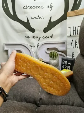 Adidas Samba OG Tênis Lifestyle em Camurça Amarelo Marrom 4