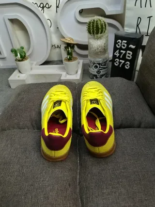 Adidas Samba OG Tênis Lifestyle em Camurça Amarelo Marrom 8
