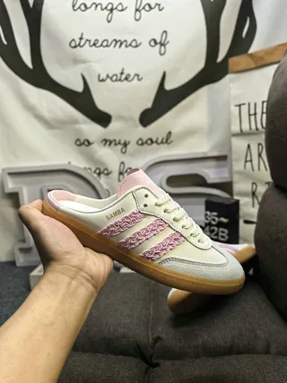 Adidas Samba Tênis Lifestyle Rosa com Listra Texturizada Slip-On 5