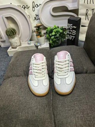 Adidas Samba Tênis Lifestyle Rosa com Listra Texturizada Slip-On 10