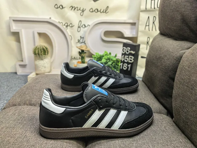 Adidas Samba White and Black Lifestyle Sneakers 21