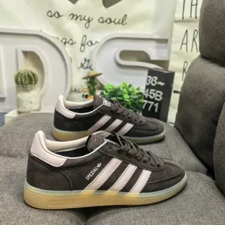 Adidas Spezial गहरे भूरे सूड लाइफस्टाइल स्नीकर