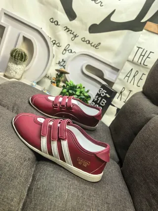 Adidas Spezial Red White Velcro Strap Closure Three-Stripe Side Panel Lifestyle Sneakers 7