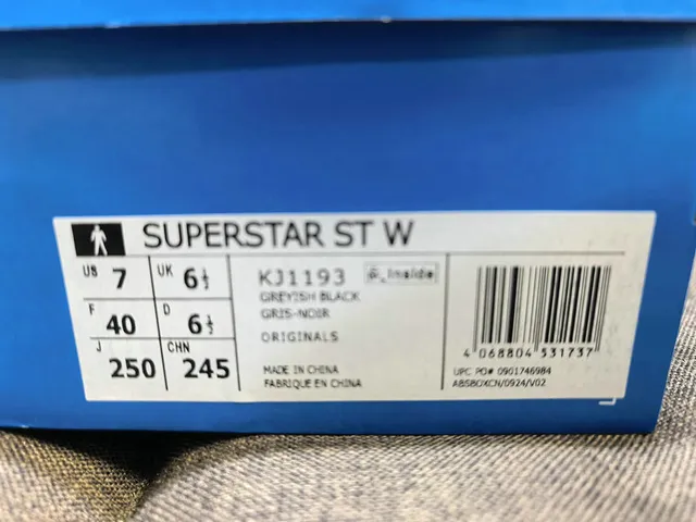 Adidas Superstar 黑色和紫色生活方式运动鞋 12