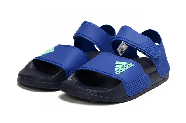 Adidas à deux sangles Velcro Sandales casual pour enfants 7