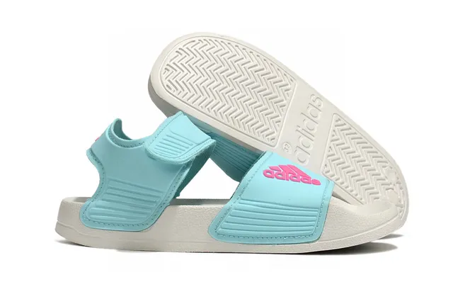 Adidas à deux sangles Velcro Sandales casual pour enfants 9