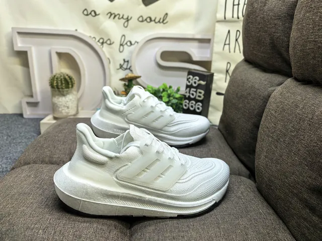 Adidas Ultraboost White Orange Black Running Shoes 11