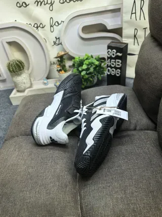 Adidas White and Black Three-Stripe Lifestyle Sneakers 16