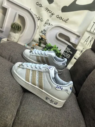 Adidas White Beige Shell-Toe Three-Stripe Side Panel Lifestyle Sneakers 7