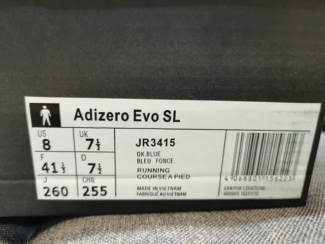 Adidas White Black Engineered Mesh Upper Sculpted Foam Midsole Running Shoes 2