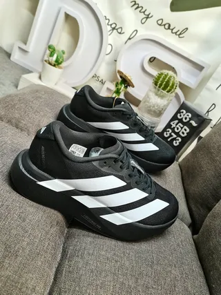 Adidas White Black Engineered Mesh Upper Sculpted Foam Midsole Running Shoes 19