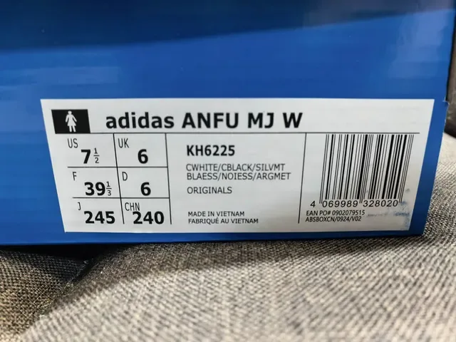 Adidas White Black Laceless Velcro Strap Closure Three-Stripe Side Panel Lifestyle Sneakers 2