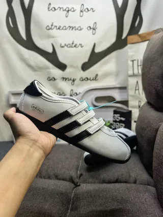 Adidas White Black Laceless Velcro Strap Closure Three-Stripe Side Panel Lifestyle Sneakers 5