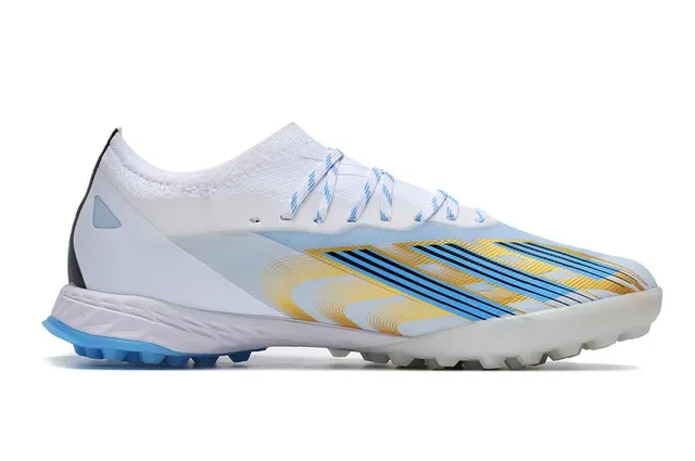 Adidas Chaussures de football Turf blanc et bleu low-cut avec col sock-fit 7