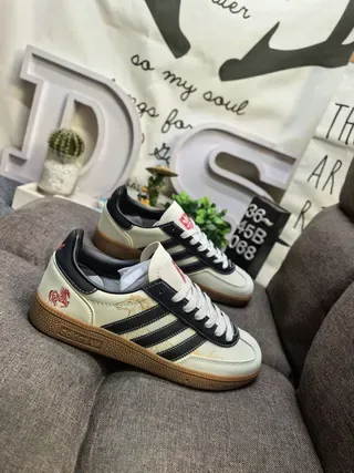 Adidas White Blue Low-Top Leather Upper Lifestyle Sneakers 19
