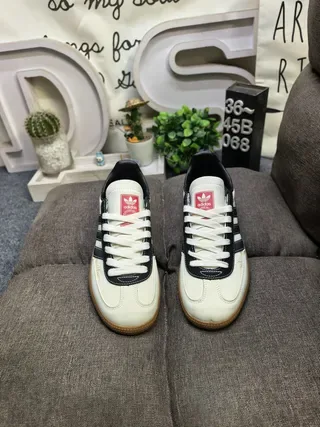 Adidas White Blue Low-Top Leather Upper Lifestyle Sneakers 20