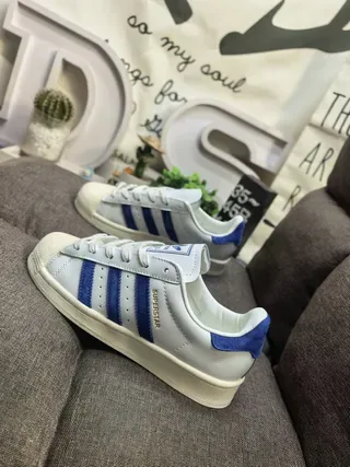 Adidas White Blue Shell-Toe Three-Stripe Lifestyle Sneakers 7