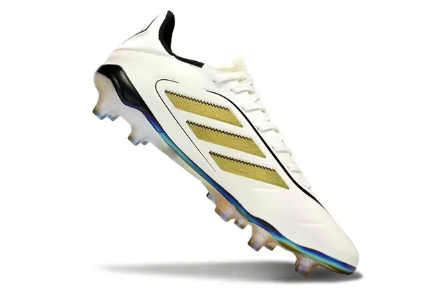 Adidas Botines de football low-cut blanc or avec rayures métalliques pour terrain ferme 2