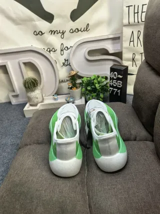 Adidas Tênis Lifestyle Branco e Verde de Upper de Malha Baixo 8