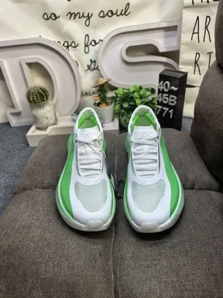 Adidas Tênis Lifestyle Branco e Verde de Upper de Malha Baixo 10