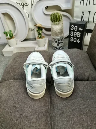 Adidas White Green Low-Top Velcro Strap Lifestyle Sneakers 8