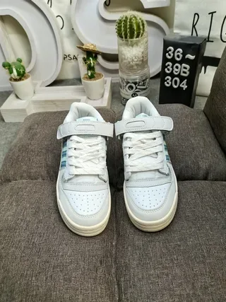 Adidas White Green Low-Top Velcro Strap Lifestyle Sneakers 10