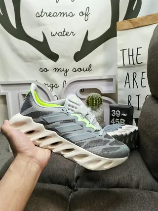 Adidas White Green Sculpted Ribbed Midsole Gradient Mesh Upper Chunky Sneakers 5