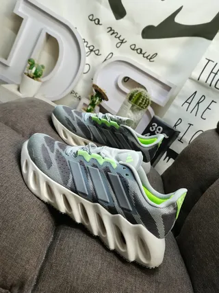 Adidas White Green Sculpted Ribbed Midsole Gradient Mesh Upper Chunky Sneakers 7