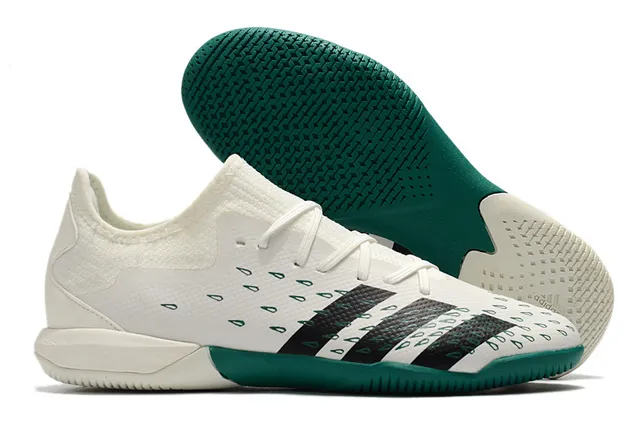 Adidas Blanc Multicolore Coupe Basse Tissu Supérieur Impression Abstraite Chaussures de Football Intérieur 10